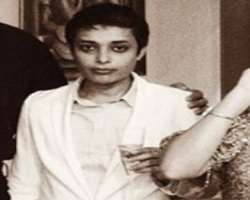 Reema Kagti consuming alcohol